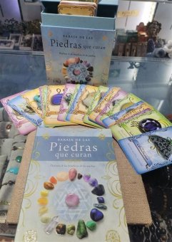 BARAJA PIEDRAS QUE CURAN