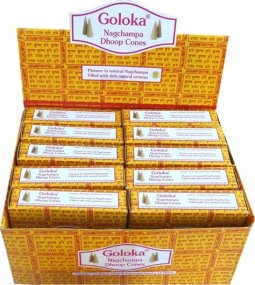 INCIENSO GOLOKA NAG CHAMPA 10 CONOS CAJA CON SOPORTE