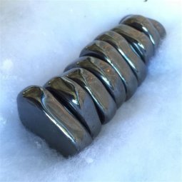 HEMATITE MAGNETICO PUNTA
